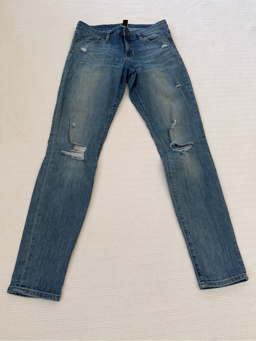 Gap Legging Jeans Medium Wash Distressed Ripped Skinny Size 4 / 27 R BeS2